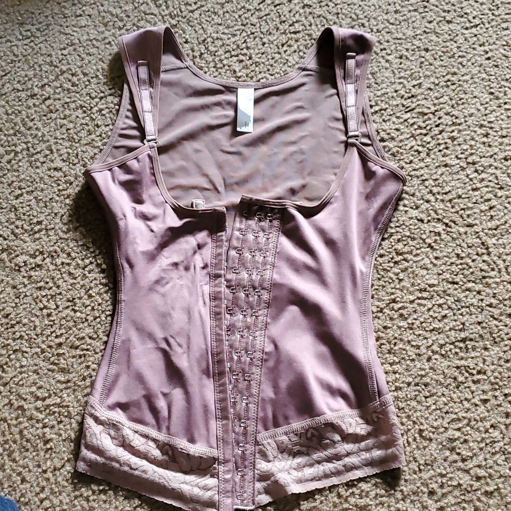 Mia faja Size L